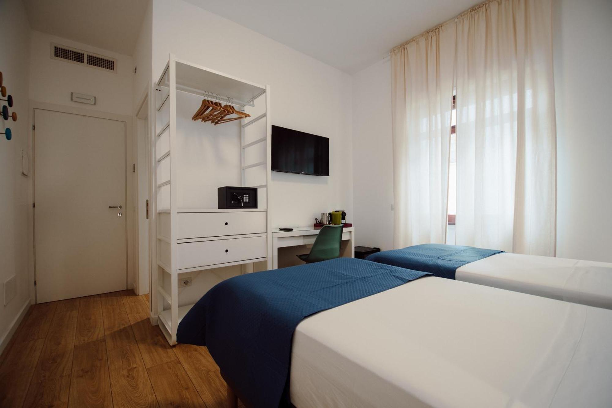 Hotel Sweet Dreams Civitavecchia Exterior foto